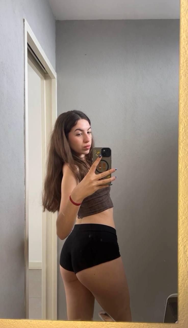 Amber in her underwear in Kazan