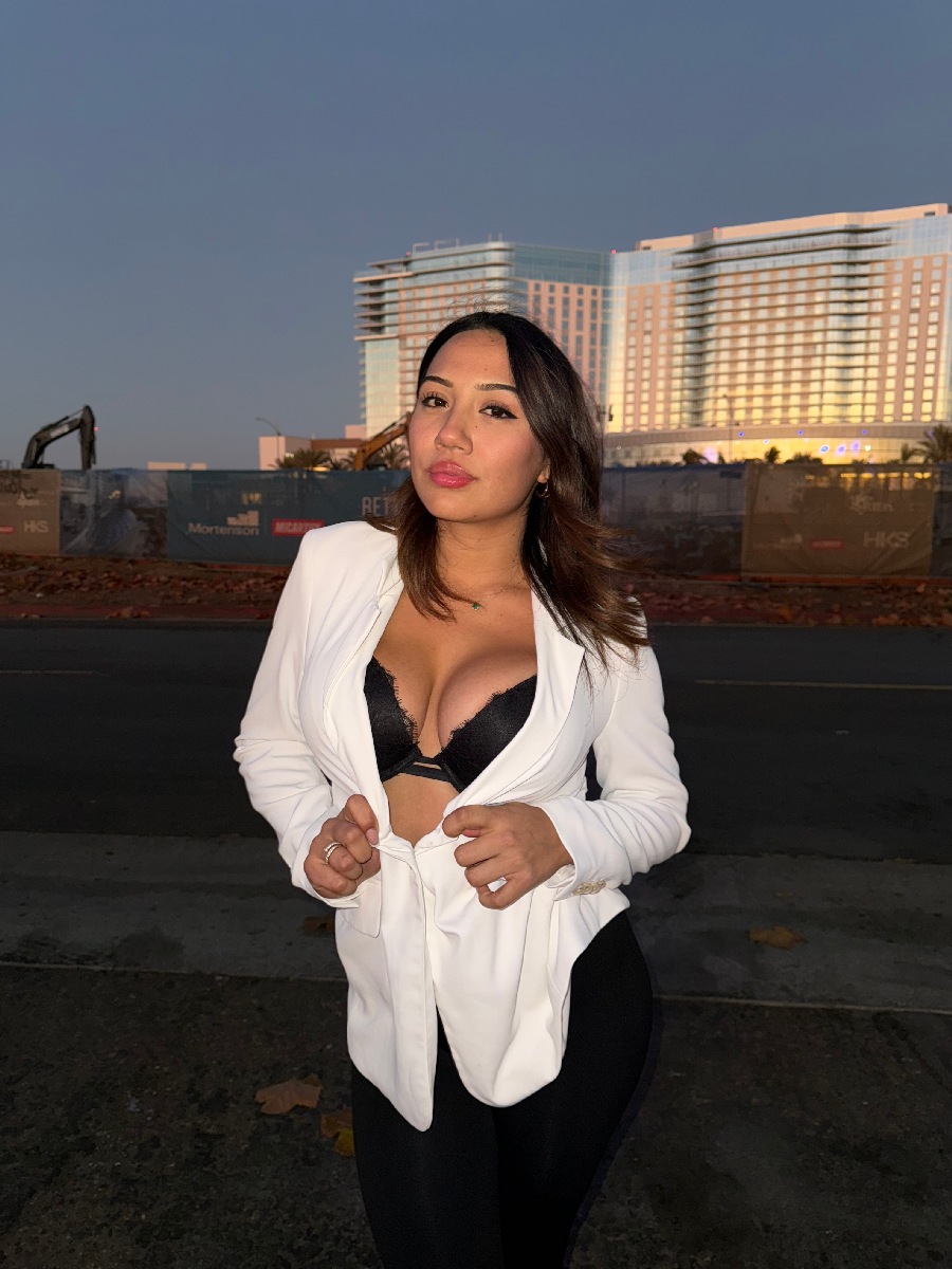 Take a pause and enjoy Ali Cruz — streaming from Kazan