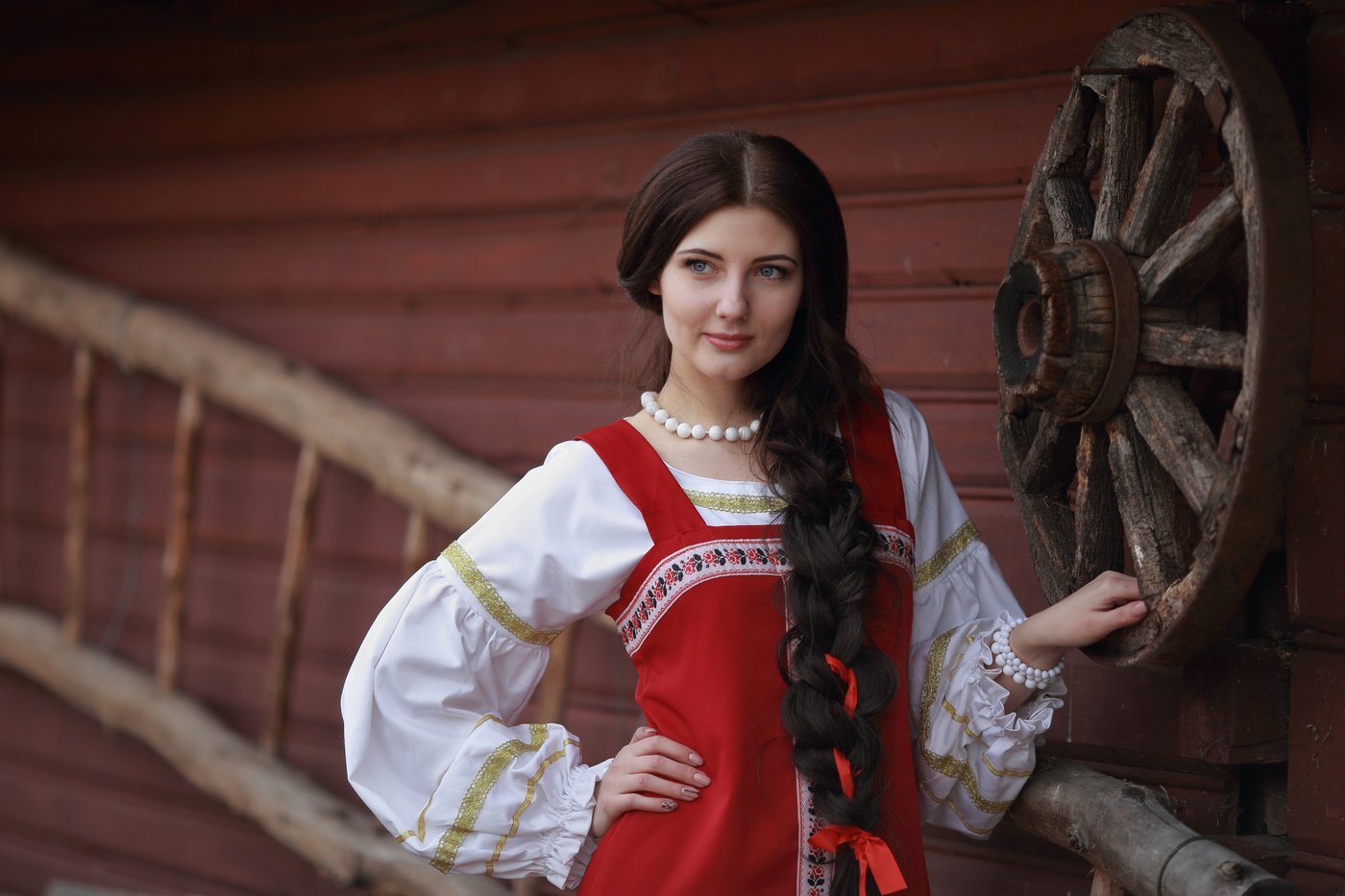 Girls in Slavic costumes in Kazan