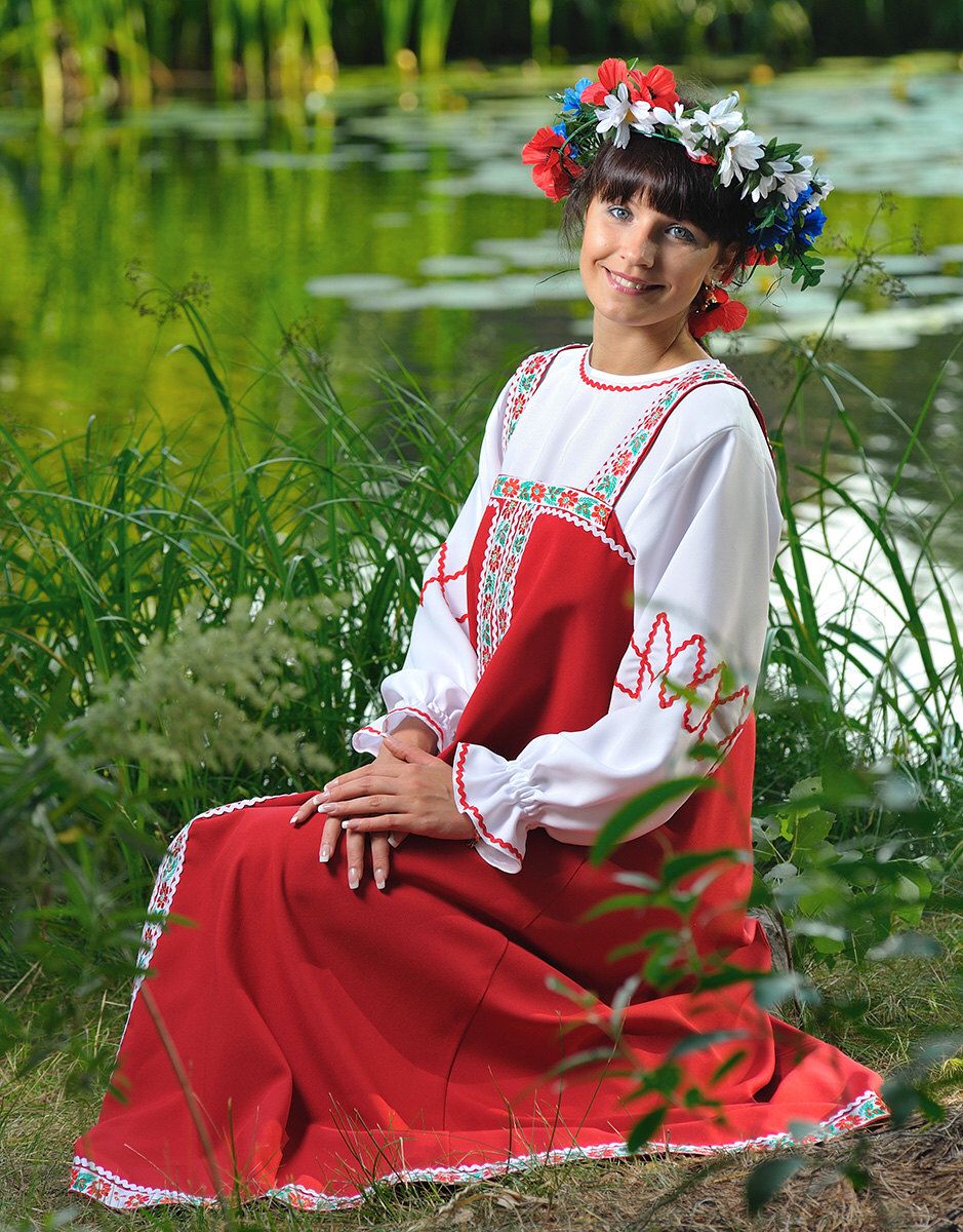 Beautiful girl Girls in Slavic costumes in Kazan